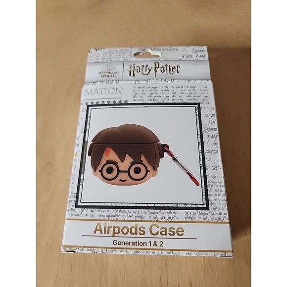 Harry Potter Wizarding World True Wireless Earbud Case Cover For Gen 1 & 2 - Picture 3 of 3